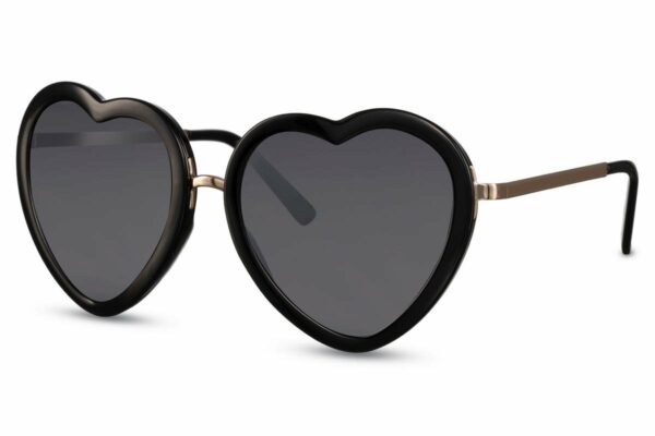 Découvrez nos lunettes de soleil coeur noir vintage