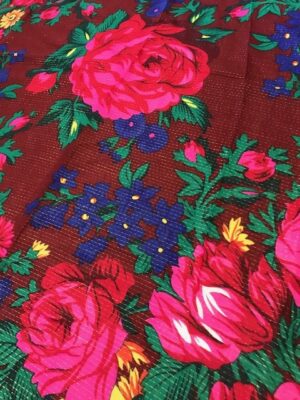 Découvrez notre foulard balte bordeaux