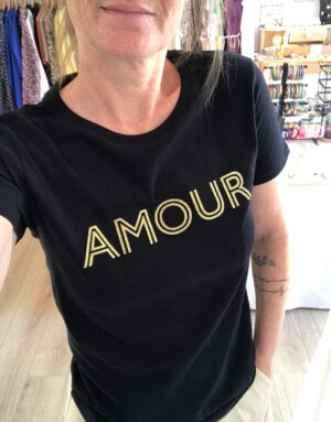 Découvrez notre t-shirt amour noir et doré pailleté