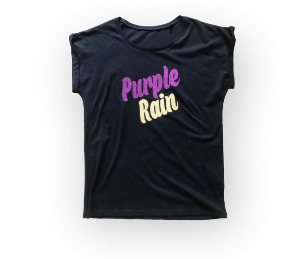 Découvrez notre t-shirt purple rain