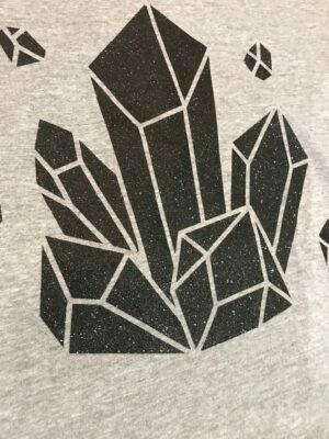 Découvrez notre t-shirt cristaux noirs pailletés