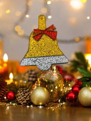 Alternative view of Broche cloche de Noël