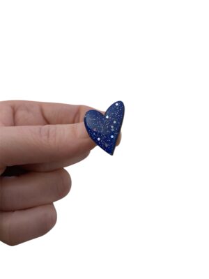 Alternative view of Broche cœur bleu pailleté