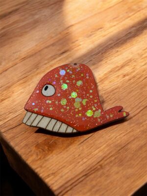 Broche baleine orange pailletée