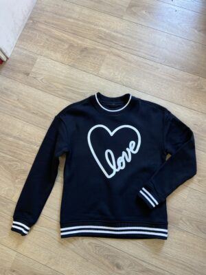 Alternative view of Sweat noir et blanc Love