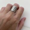 Bague large et pierre naturelle
