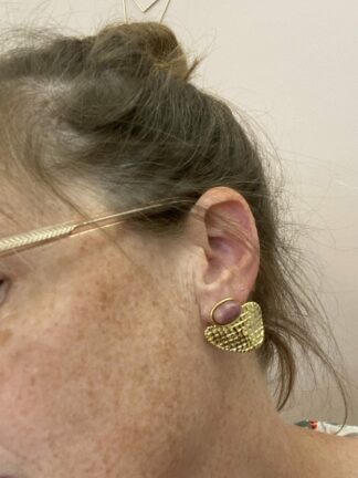 Boucles puces contemporaines