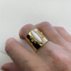 Bague large et nacre