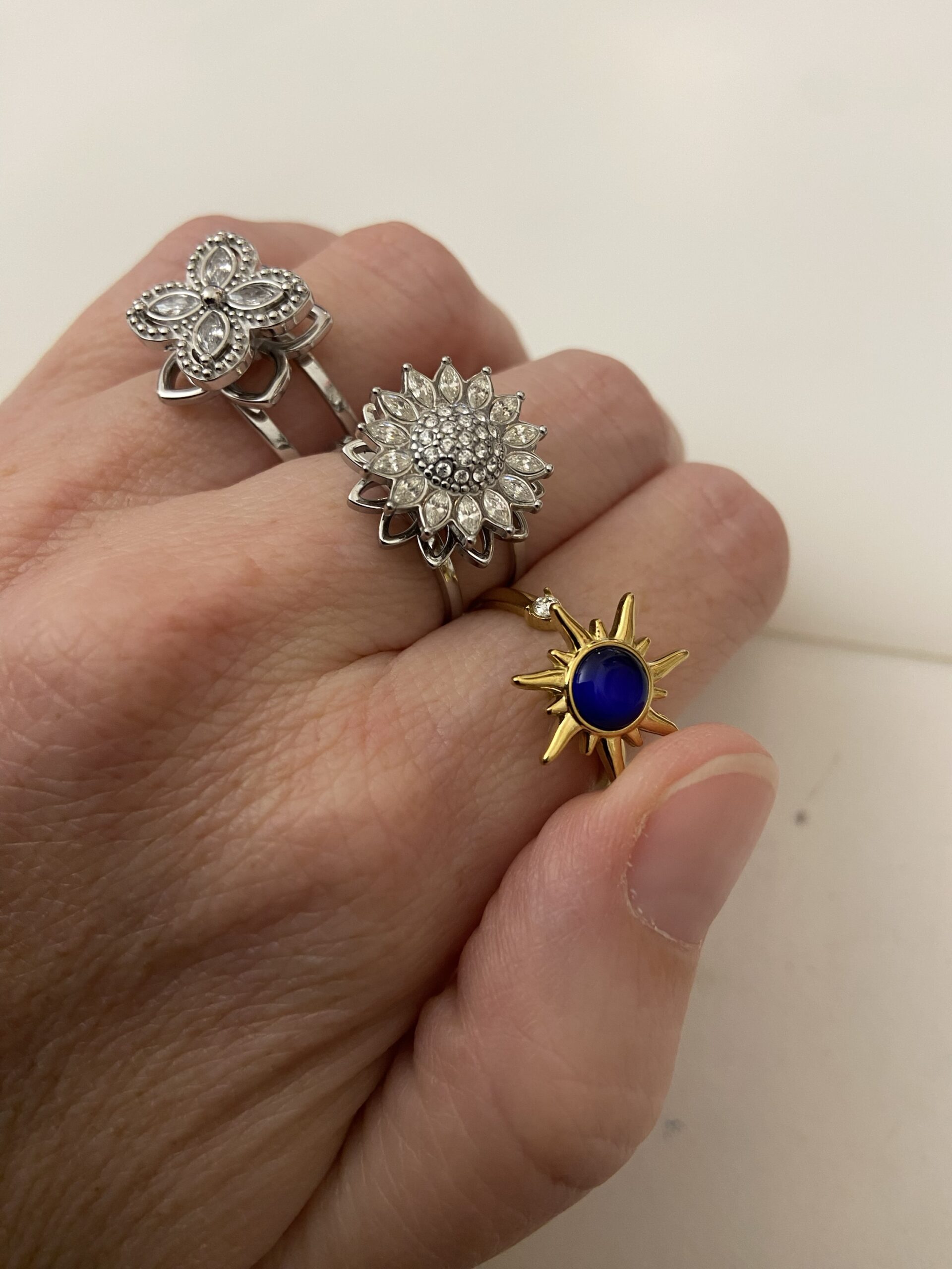 Bague soleil antistress dorée – Image 5