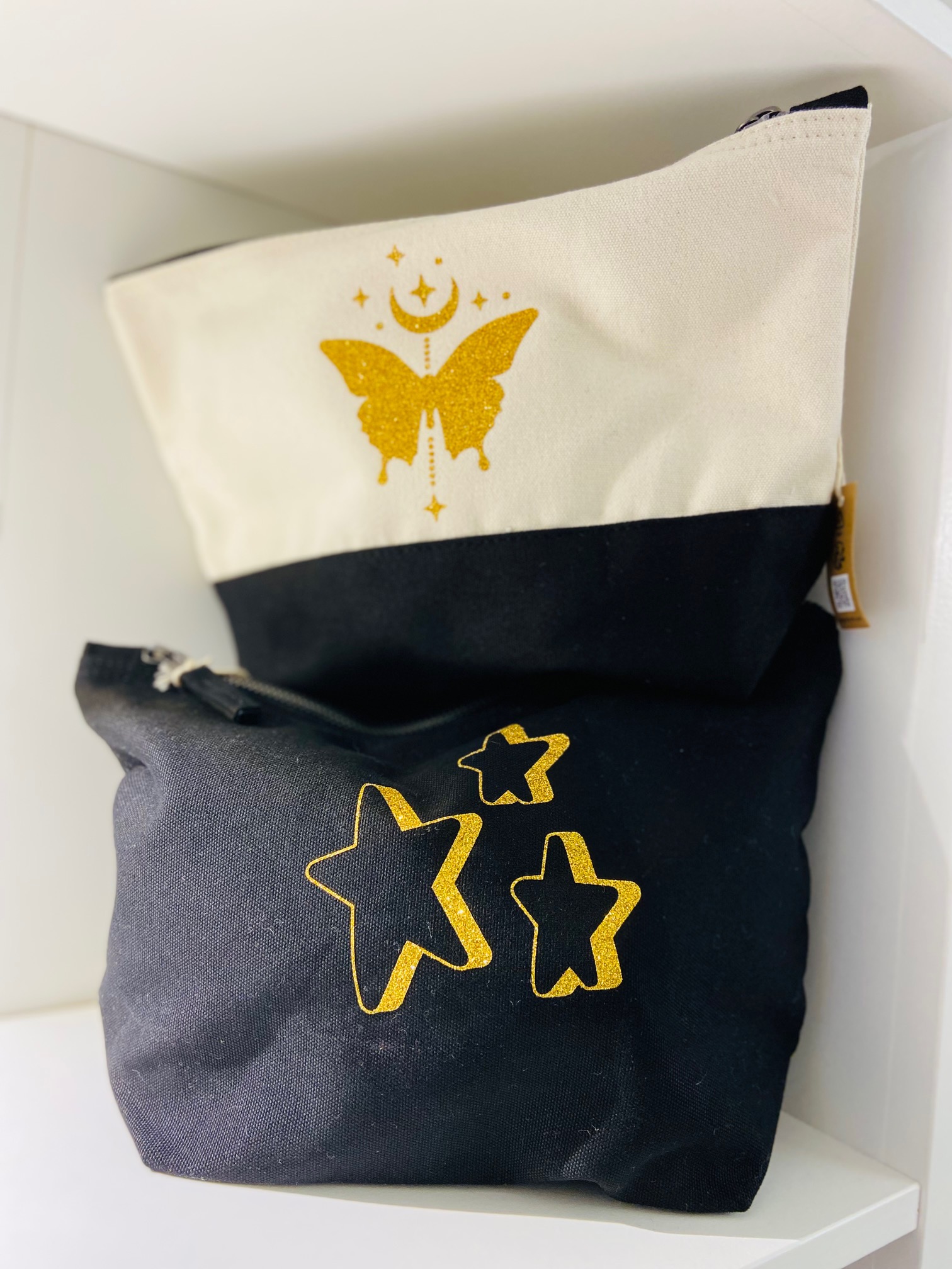 Trousses de toilettes, trousses de voyages personnalisées et personnalisables