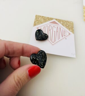 Puces d’oreilles cœur pailletées noire